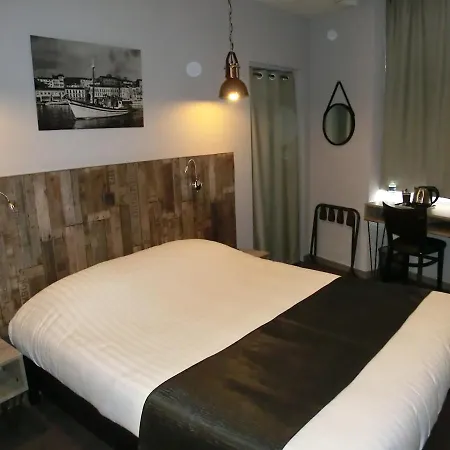 Sur Le Quai Hotel Port Vendres