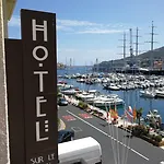 Hotel Sur Le Quai