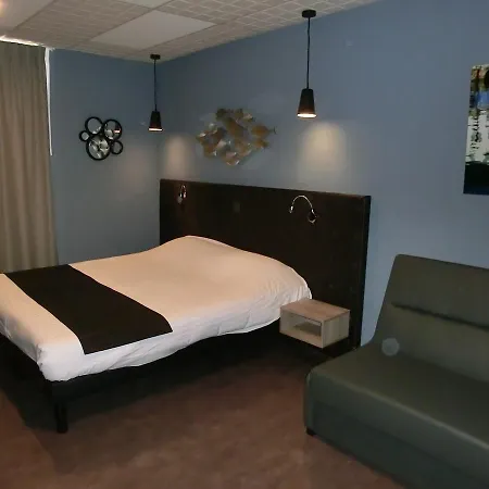 Hotel Sur Le Quai