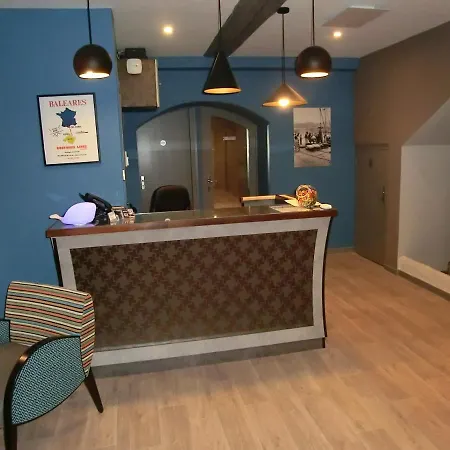 Hotel Sur Le Quai 3*